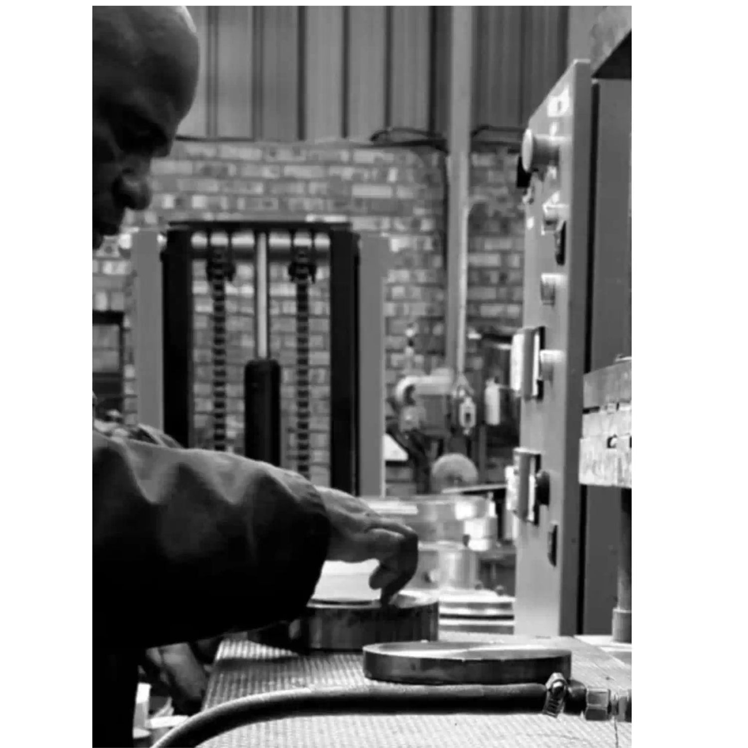 kaybin technic hand -inspecting  precision-engineered industrial seals to ensure quality reliability and performance beyond measure 